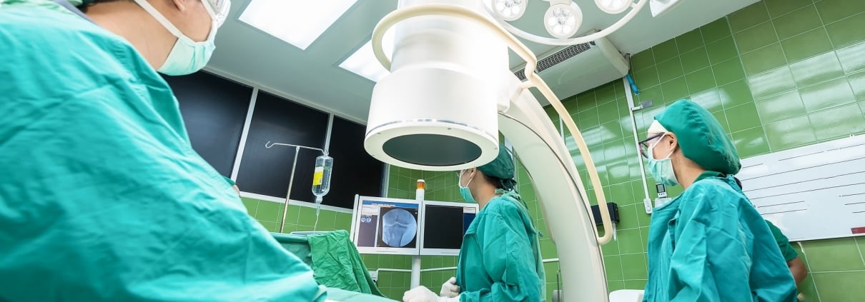 Surgical Technologist in the operating room